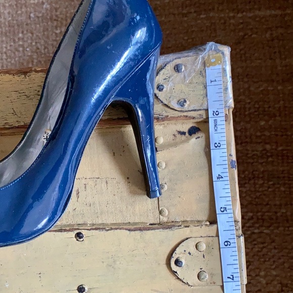 MOSSIMO TARGET VEGAN PATENT HIGH HEEL PUMPS 9 - Picture 5 of 14